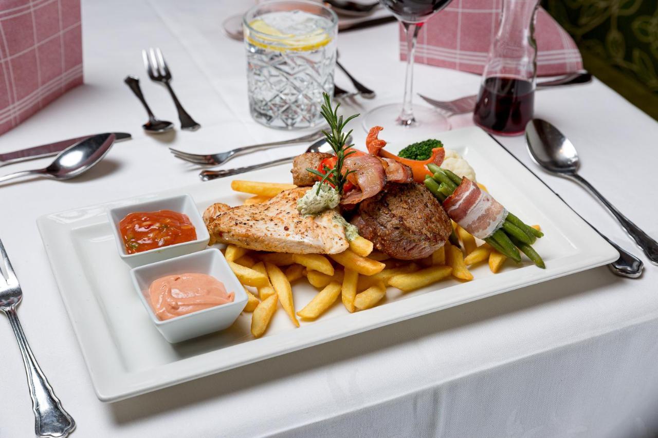 Restaurant Gaestehaus Wiesenheim Uderns Εξωτερικό φωτογραφία