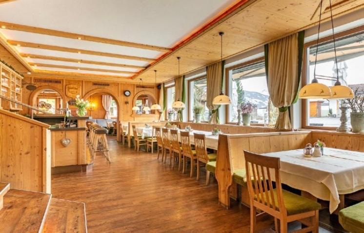 Restaurant Gaestehaus Wiesenheim Uderns Εξωτερικό φωτογραφία