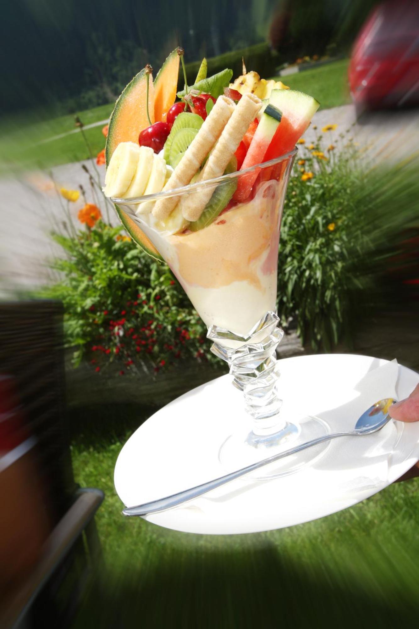 Restaurant Gaestehaus Wiesenheim Uderns Εξωτερικό φωτογραφία
