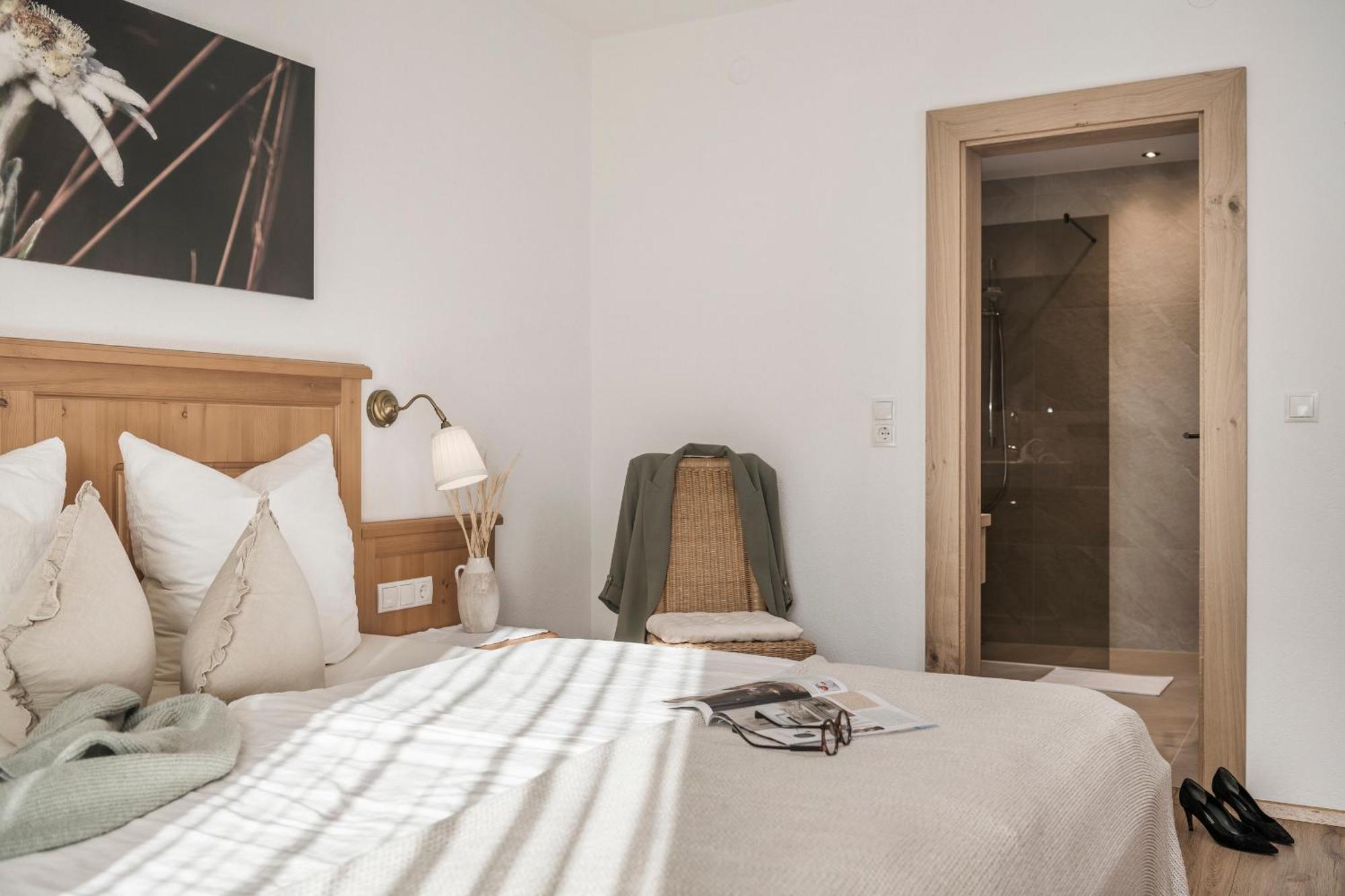 Restaurant Gaestehaus Wiesenheim Uderns Εξωτερικό φωτογραφία