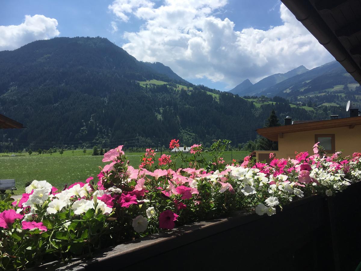 Restaurant Gaestehaus Wiesenheim Uderns Εξωτερικό φωτογραφία