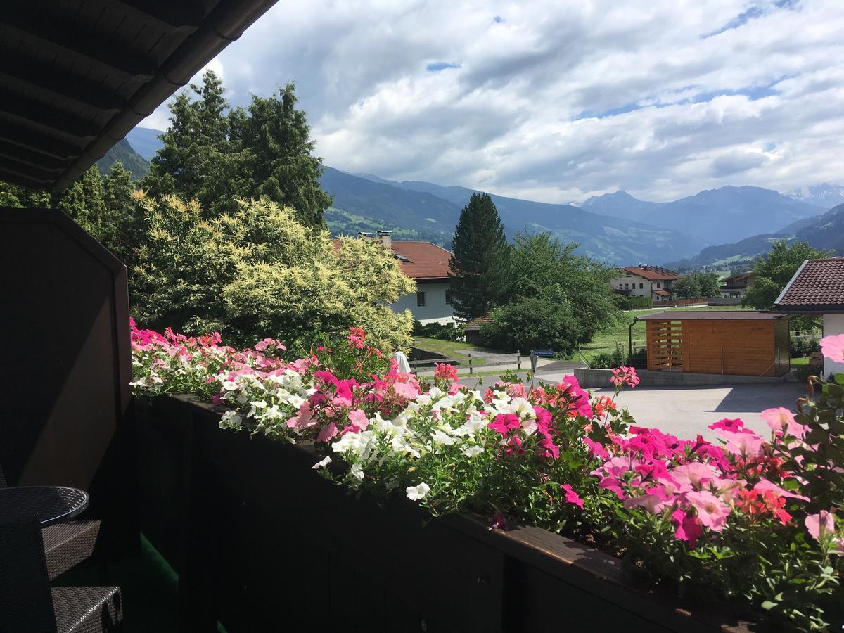 Restaurant Gaestehaus Wiesenheim Uderns Εξωτερικό φωτογραφία