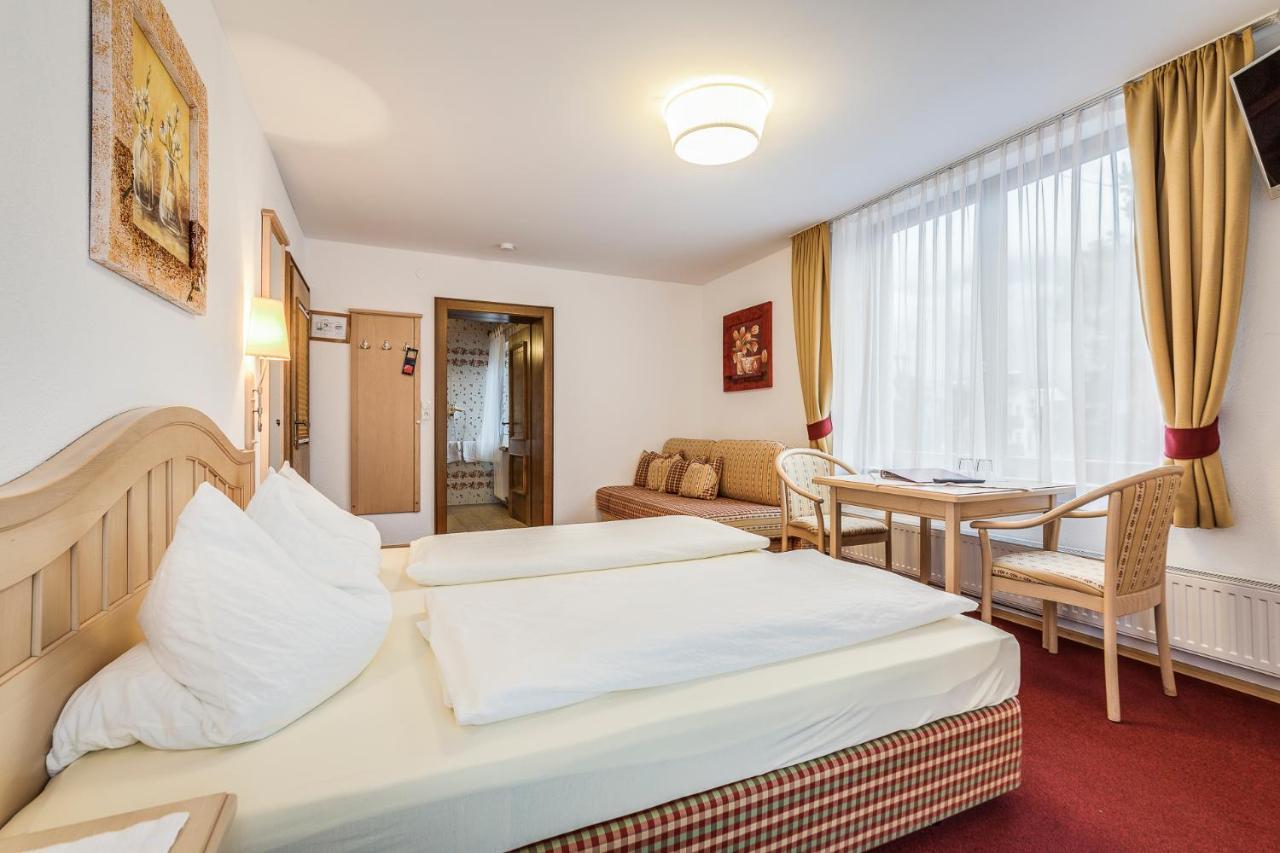 Restaurant Gaestehaus Wiesenheim Uderns Εξωτερικό φωτογραφία